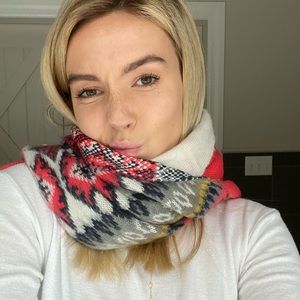 Super cute patterned Urban Outfitters scarf